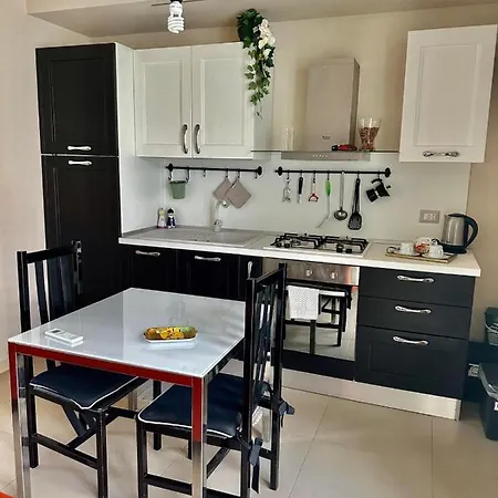 Piccolo Loft In Centro Asti